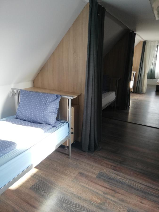 Imado Vendeghaz Appartement Cernat Buitenkant foto